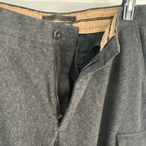 BANANA REPUBLIC Mens Dawson Cargo Pants 36x34 Gray Wool Blend Zip Pockets Lined - Picture 7 of 9